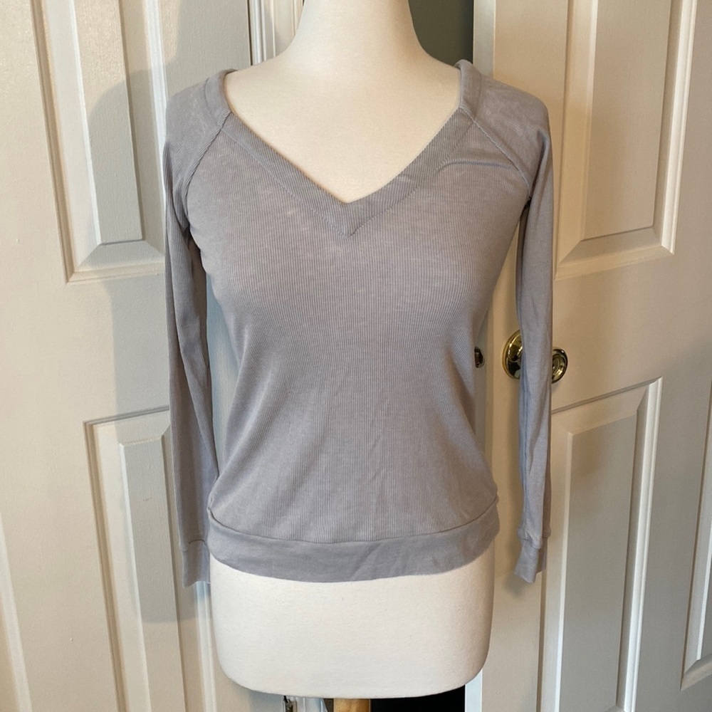 Chaser Long Sleeved Ribbed Shirt Size XS in Like New Condition